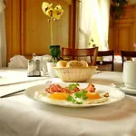 Krone Отель 3*